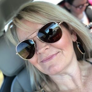 Meet your Posher, Tracy